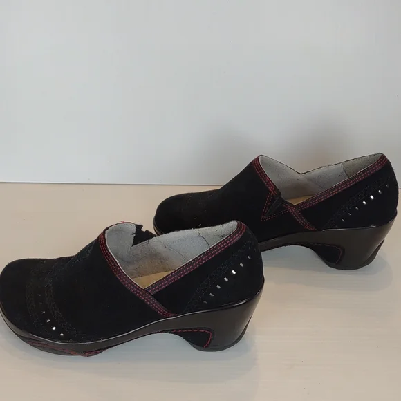 J-41 Black and Red Mules - Picture 4 of 16